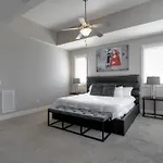 3203 Long Blvd Holiday home *