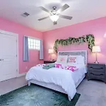 3203 Long Blvd Holiday home