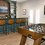 Sprawling Sylvan Park Estate