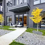 Jupiter - Odyssey - Heart Of Midtown Holiday home *