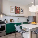 Apartment The Conway By Avantstay