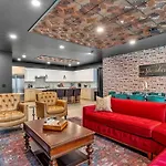 Hyve - Tropical Penthouse - Pool & Gym