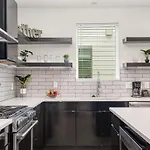 Riff & Rest - 2 Stylish Homes - Mins To Germantown Holiday home *