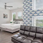 Holiday home Riff & Rest - 2 Stylish Homes - Mins To Germantown Nashville