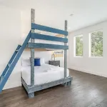 Riff & Rest - 2 Stylish Homes - Mins To Germantown Holiday home Nashville