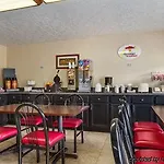 Super 8 By Wyndham Whites Creek/ Nw Area Hotel 2*