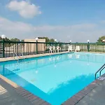 Sleep Near Percy Priest 4* Nashville