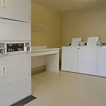 Homestay Suites