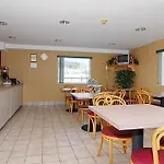 Sleep Near Percy Priest Inn 4*