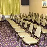 Hotel Comfort Near Percy Priest 4*