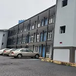 Select Inn