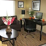 Sleep Near Percy Priest Inn 4*