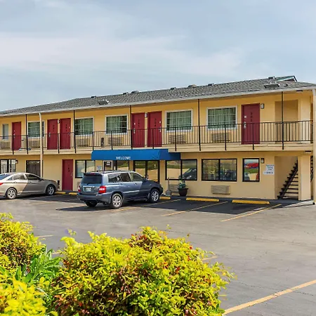 Rodeway Airport South 2* Nashville
