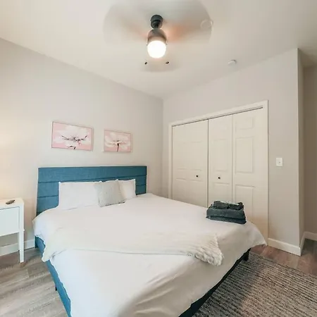 Cozy & 2br With Optional Parking Near Vanderbilt, Gulch & Honky Tonk Highway