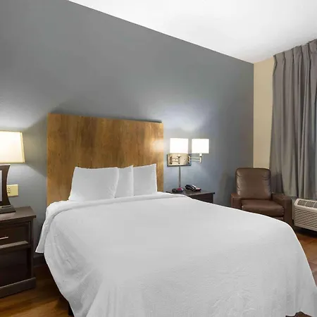 Extended America Premier - - Vanderbilt Hotel 3*