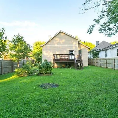 Holiday home Rare E Nash House & Yard - 2 Mi To Broadway *