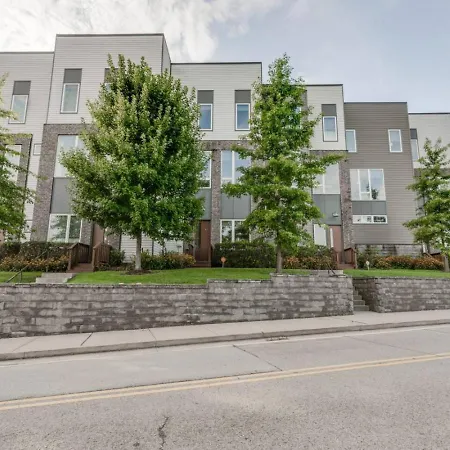 Elegant Townhouse Near Broadway Holiday home Nashville