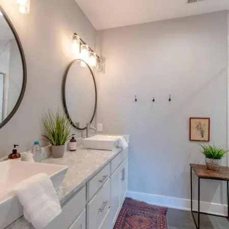 Bold Boho Beauty Three Bedroom Three And A Half Bath Holiday home Nashville