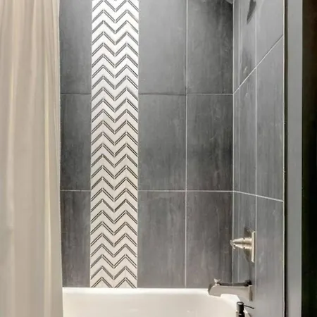 Bold Boho Beauty Three Bedroom Three And A Half Bath Holiday home