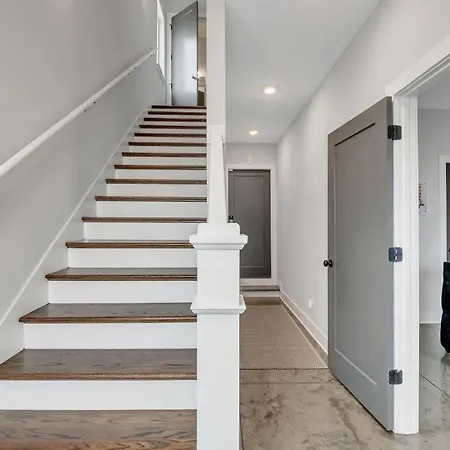 1035 Fairwin Ave Nashville