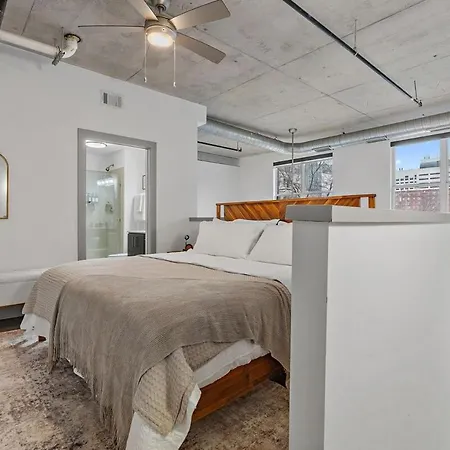 Cozy & Stylish Loft In Midtown * Nashville