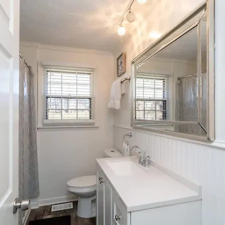 12 South Close To Honky Tonks & Bars * Nashville