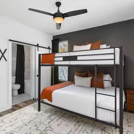 5br Rooftop Retreat 7 Min To Broadway