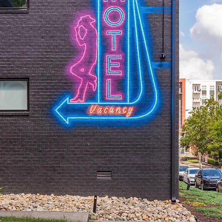 Music Row - Location - Near Downtown * Nashville