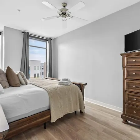Cityview 402 Holiday home