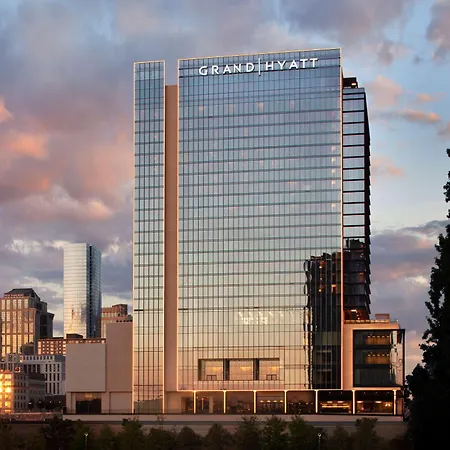 Grand Hyatt Hotel 5*