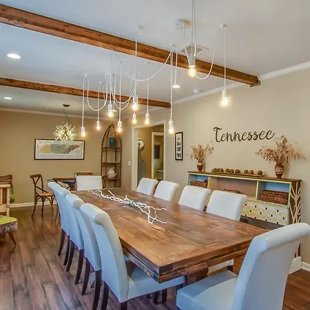Holiday home The Graycroft By Local Nashville