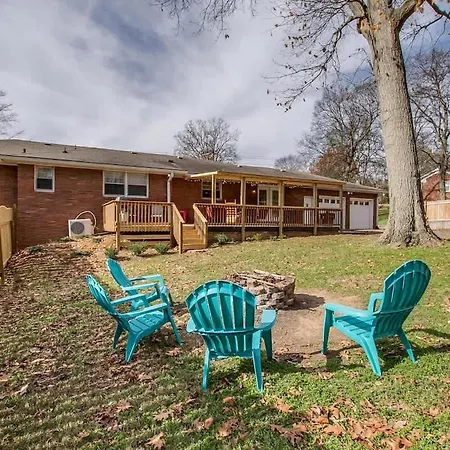 Holiday home The Graycroft By Local Nashville