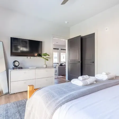 Holiday home The Rhythm By Local Nashville