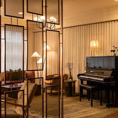 Hutton Hotel, Nashville, A Tribute Portfolio