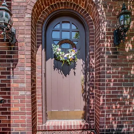 Daisy Hill Nashville