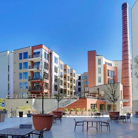Alfred On Rolling Mill Hill Apartment *