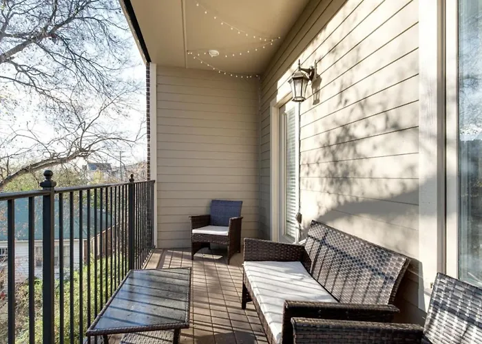 Charming Retreat Near Music Row & Vanderbilt