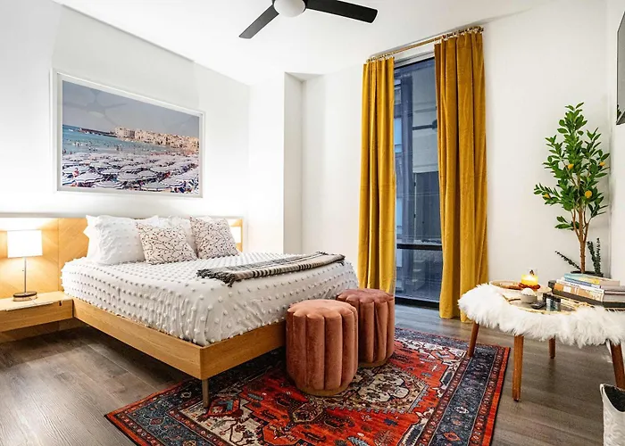 Nashville Cental Luxe 2 Bed 2 Bath Suite