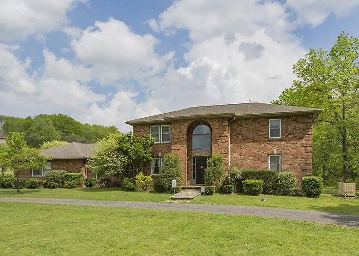 Brenda Lee History 4Br Retreat Pool Hot Tub