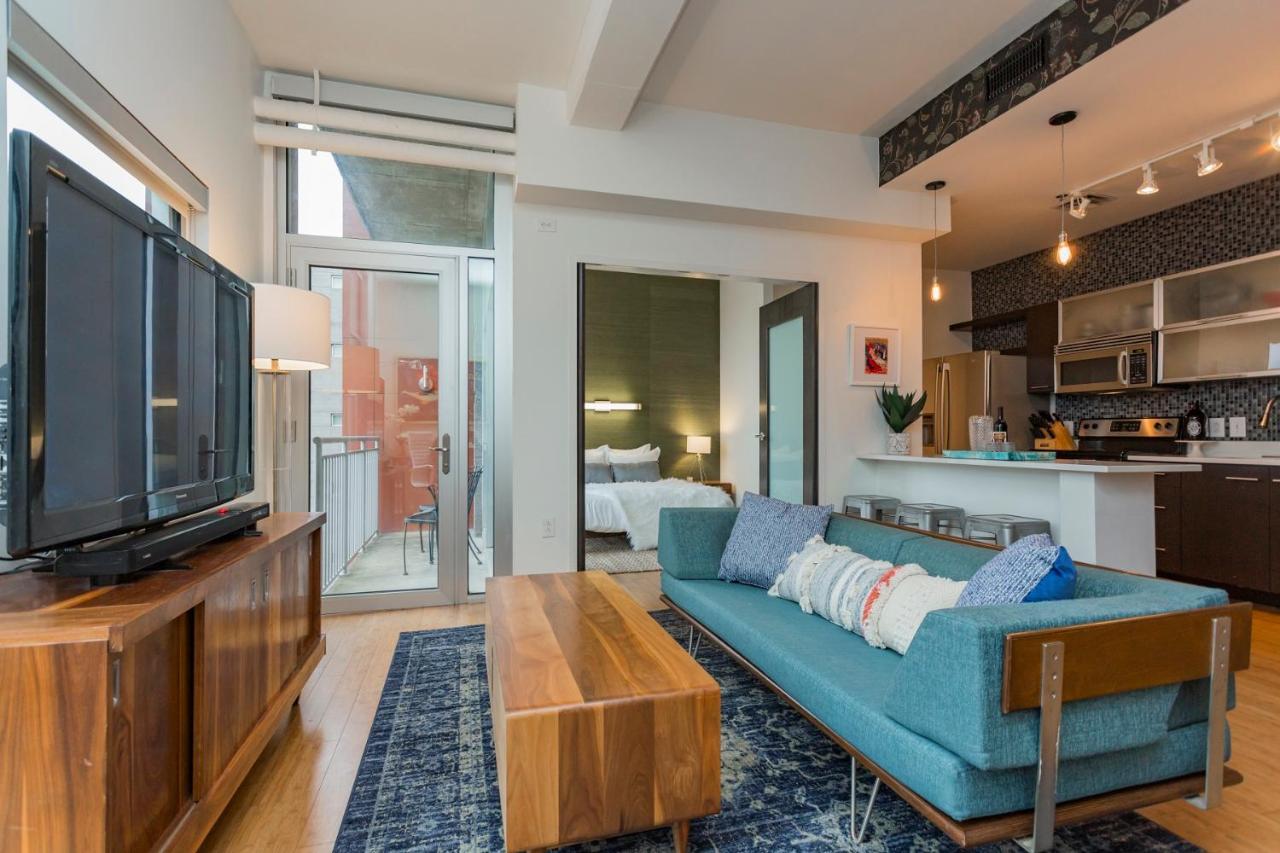 Artsy Extended Retreat Downtown Holiday home