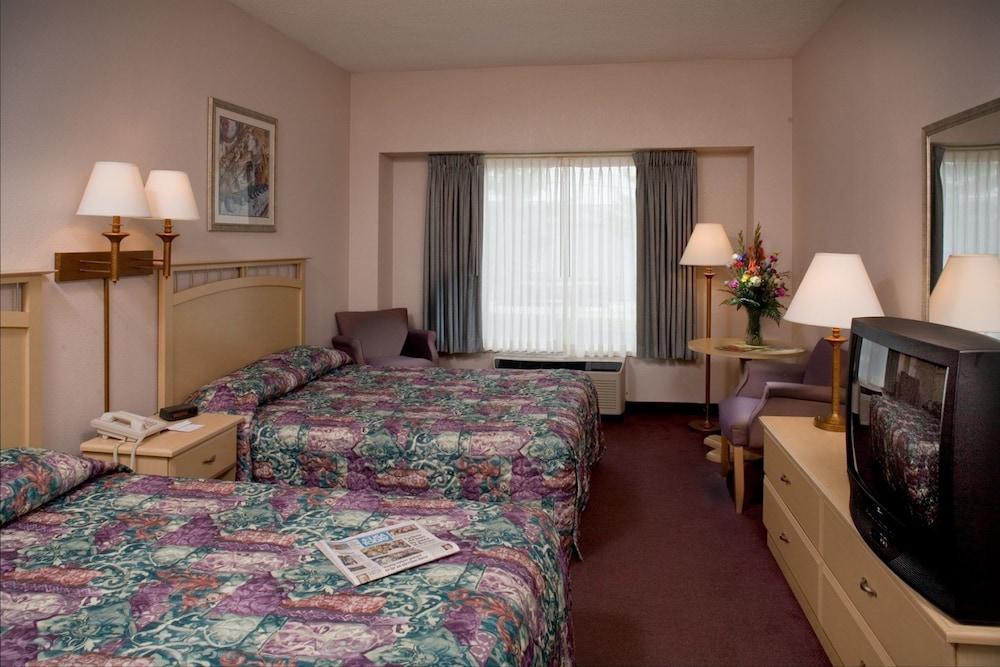 Luxe Opryland Hotel