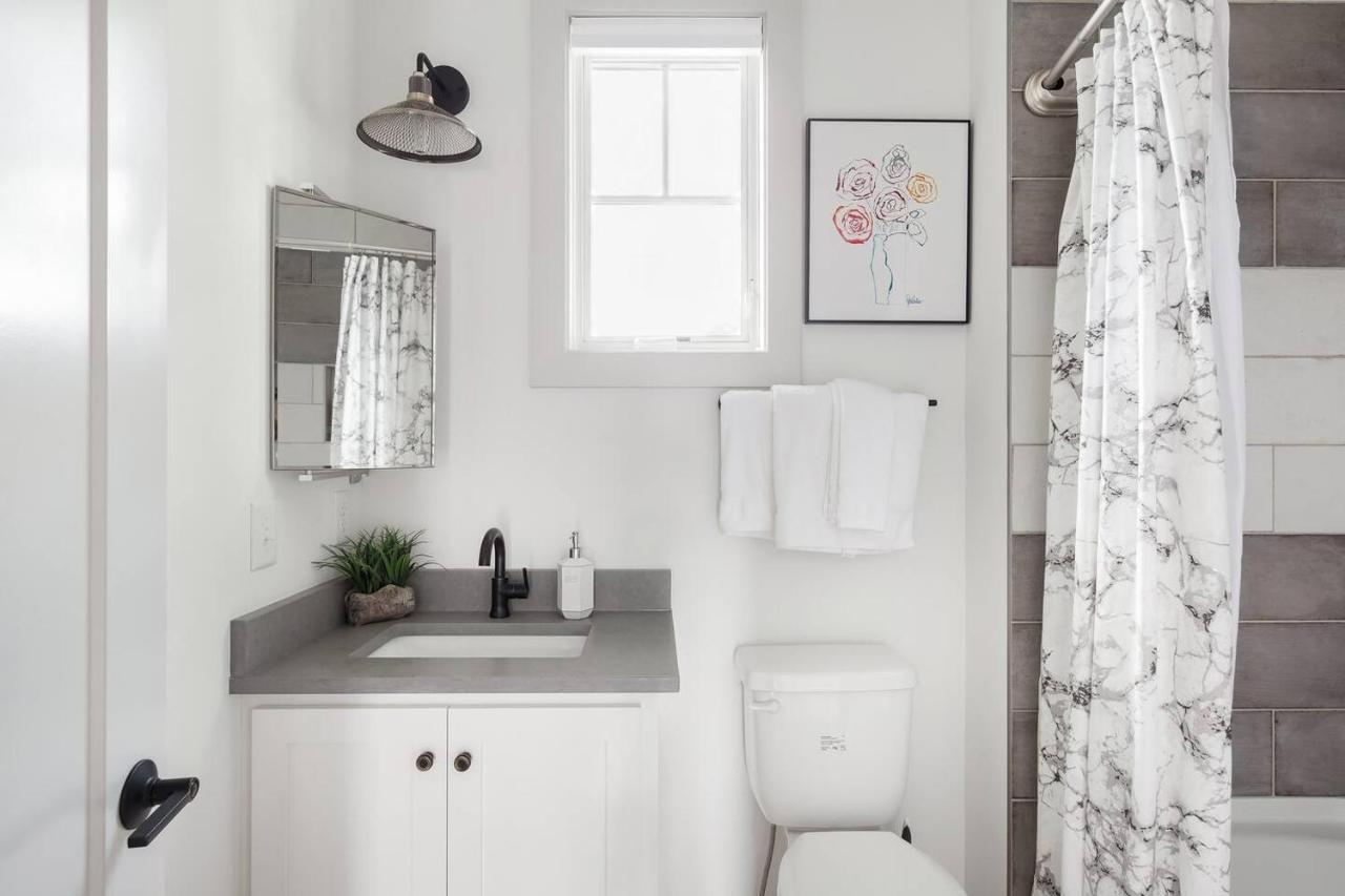 Brand New Luxury Near Downtown * Nashville