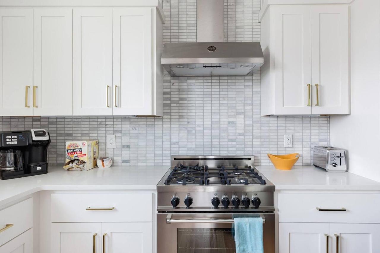 Holiday home Brand New Luxury Near Downtown