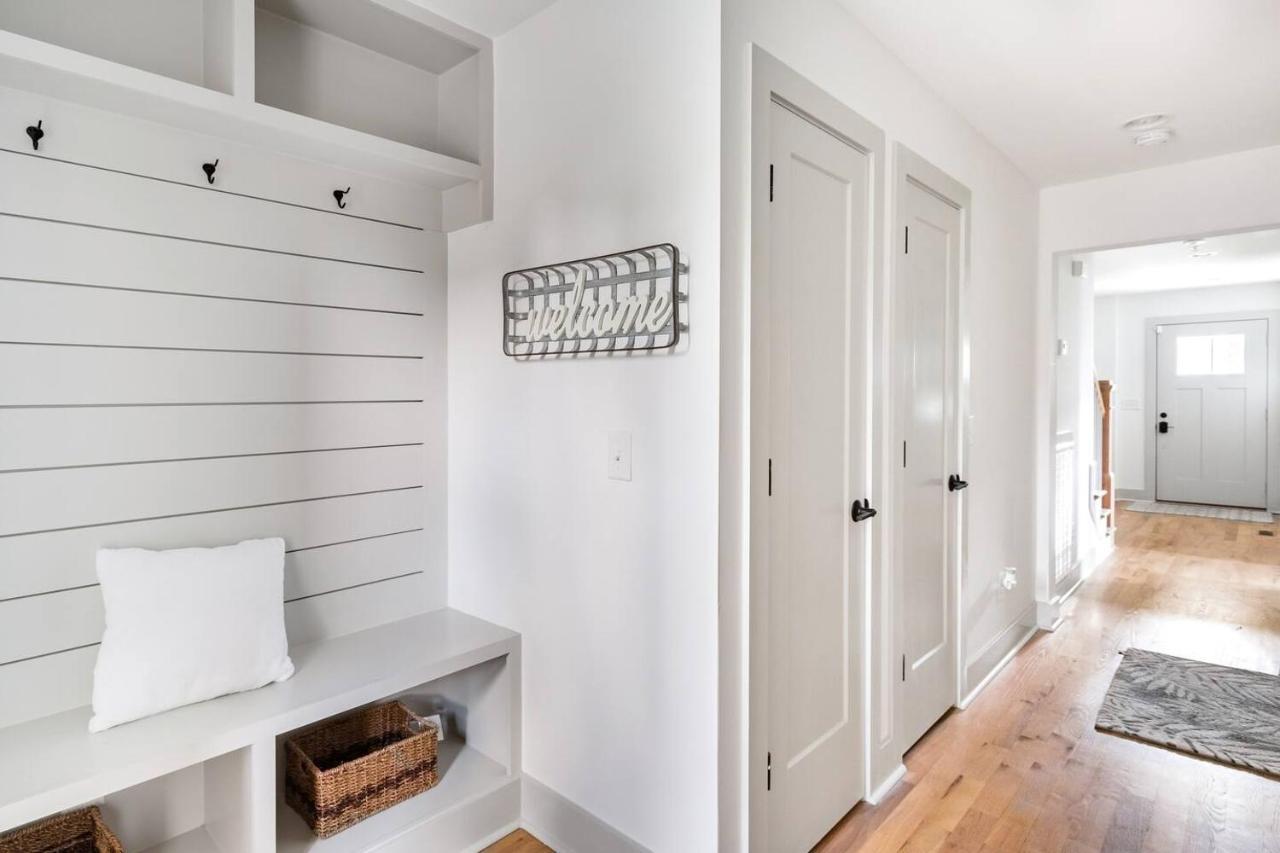 Brand New Luxury Near Downtown