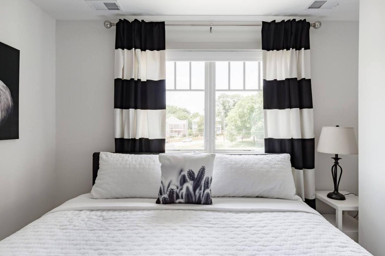 Holiday home Brand New Luxury Near Downtown