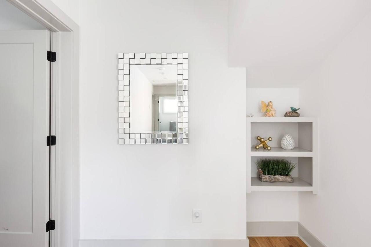 Brand New Luxury Near Downtown Holiday home *