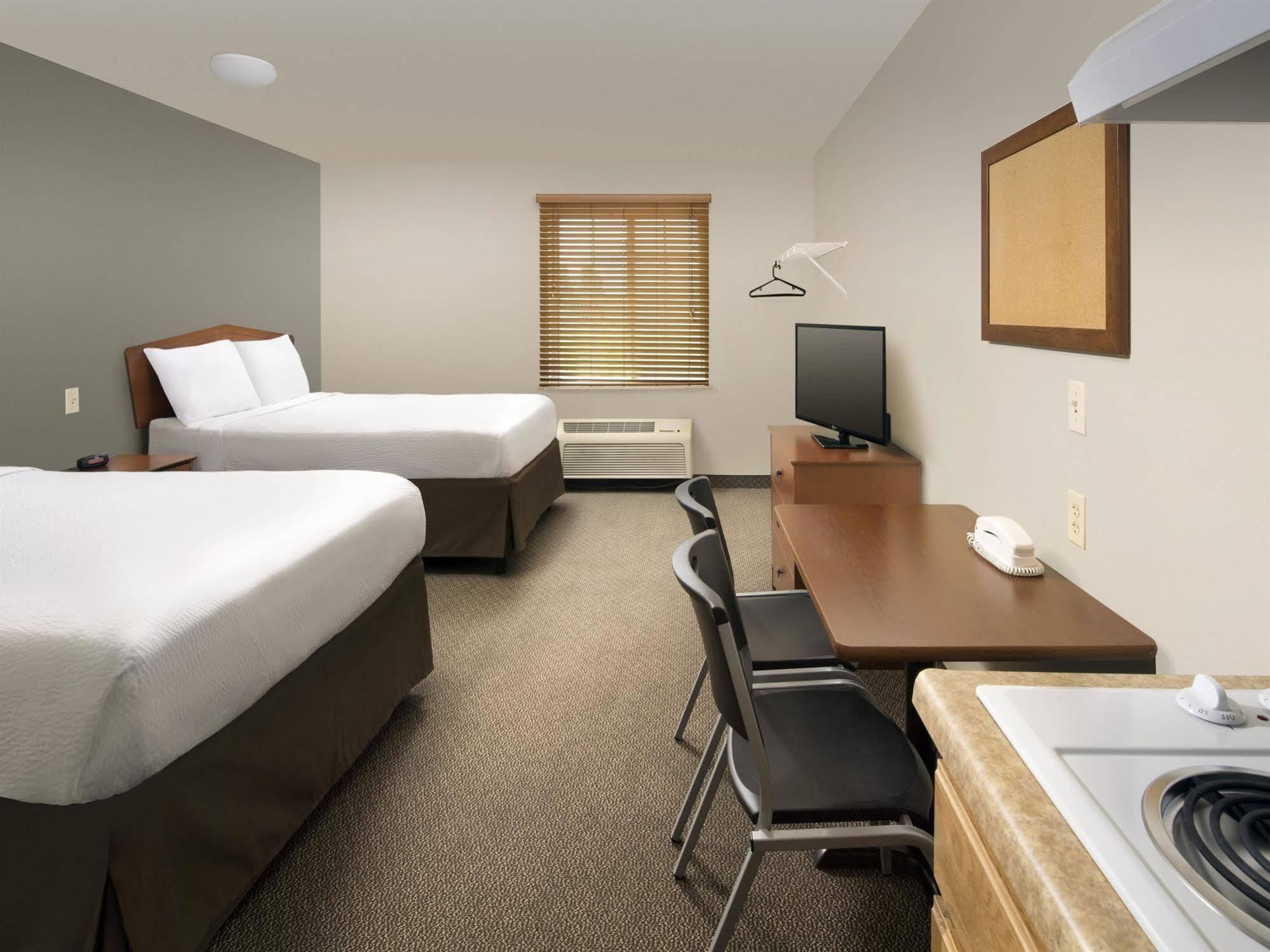 Woodspring East I-40 Hotel 2*