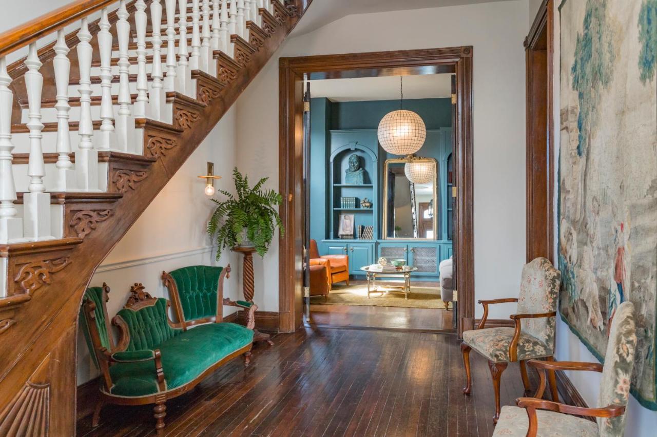 Lord & Liberty Hotel, Henrie House Guest house