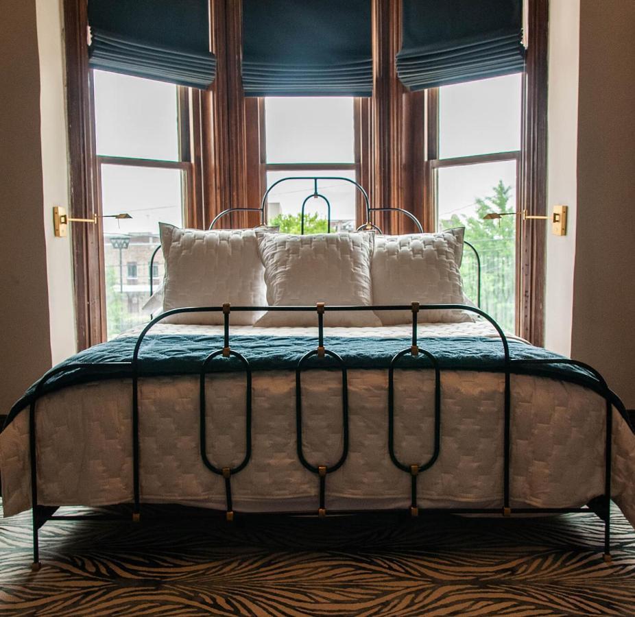 Guest house Lord & Liberty Hotel, Henrie House *