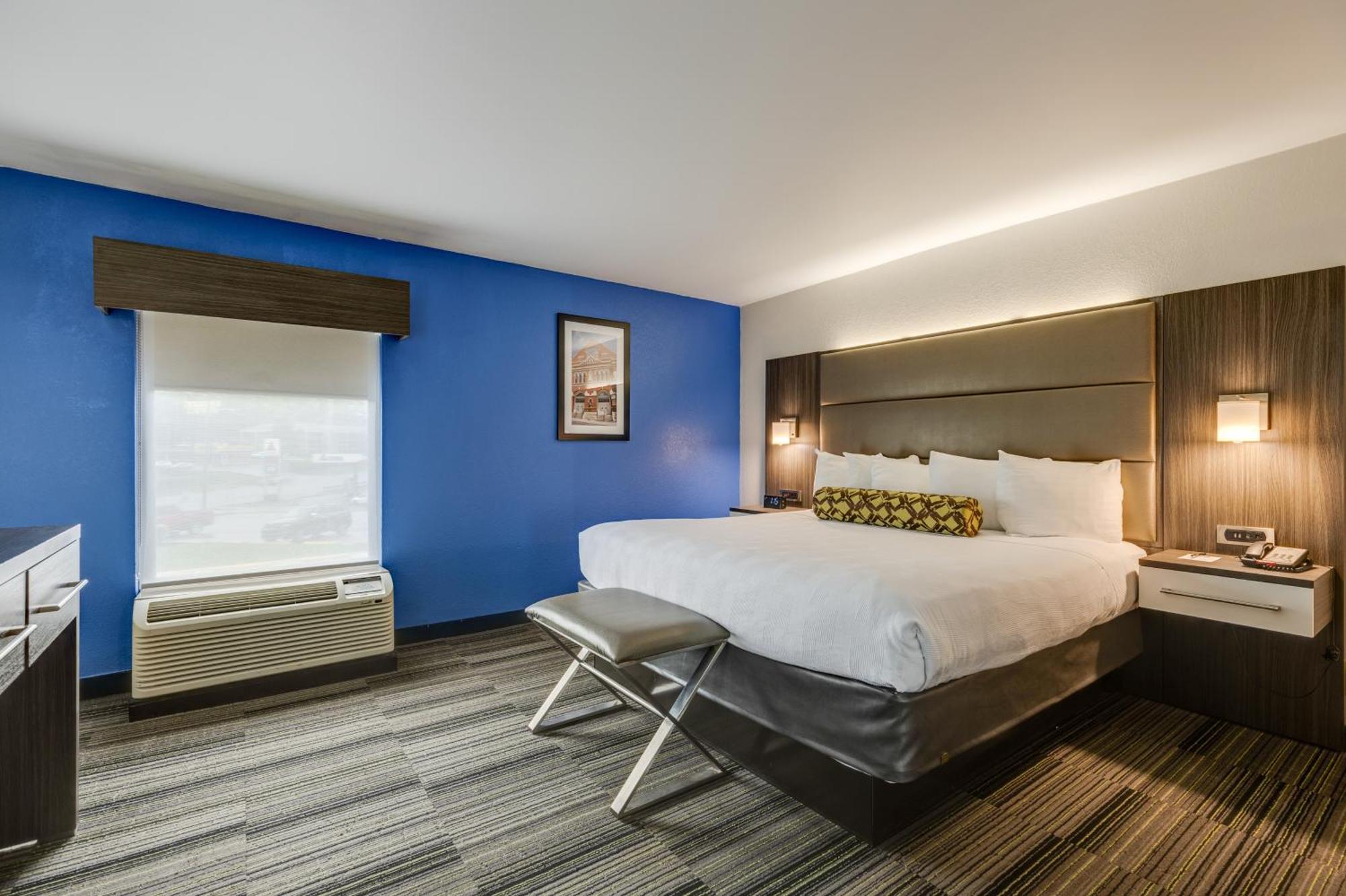 Alexis And 3* Nashville